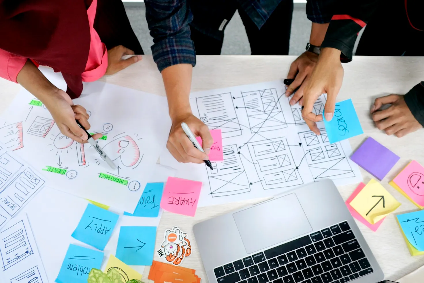 11 UX Design Apprenticeship and Creator Opportunities In US and UK